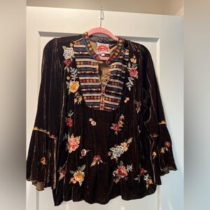 Johnny Was Sisilia Floral Embroidered Velvet Peasant Blouse Black Women’s S